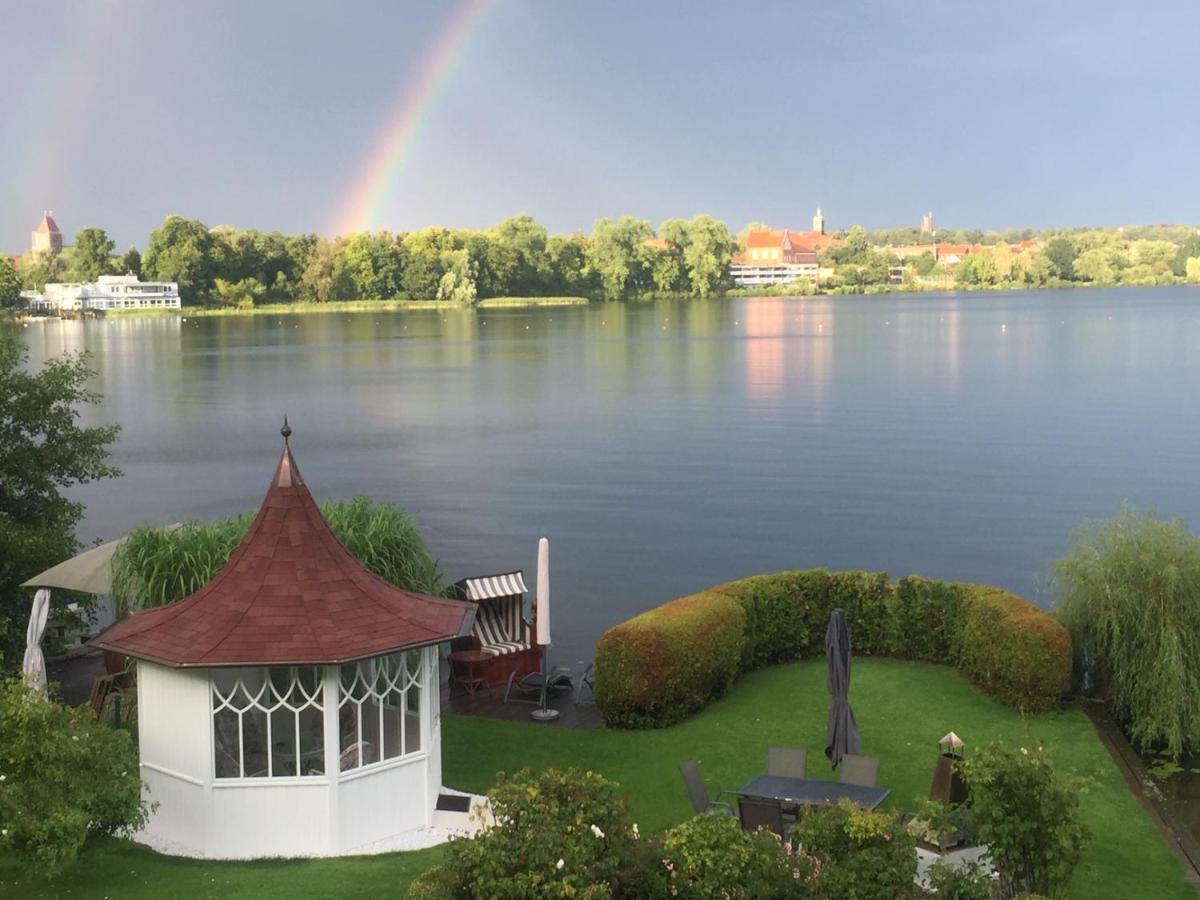 Ferienzimmer Am See 拉策堡 外观 照片